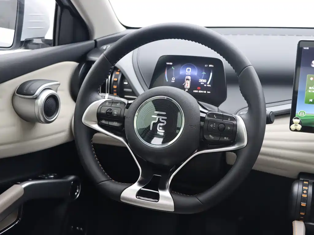 BYD Yuan Plus — миниатюра 16