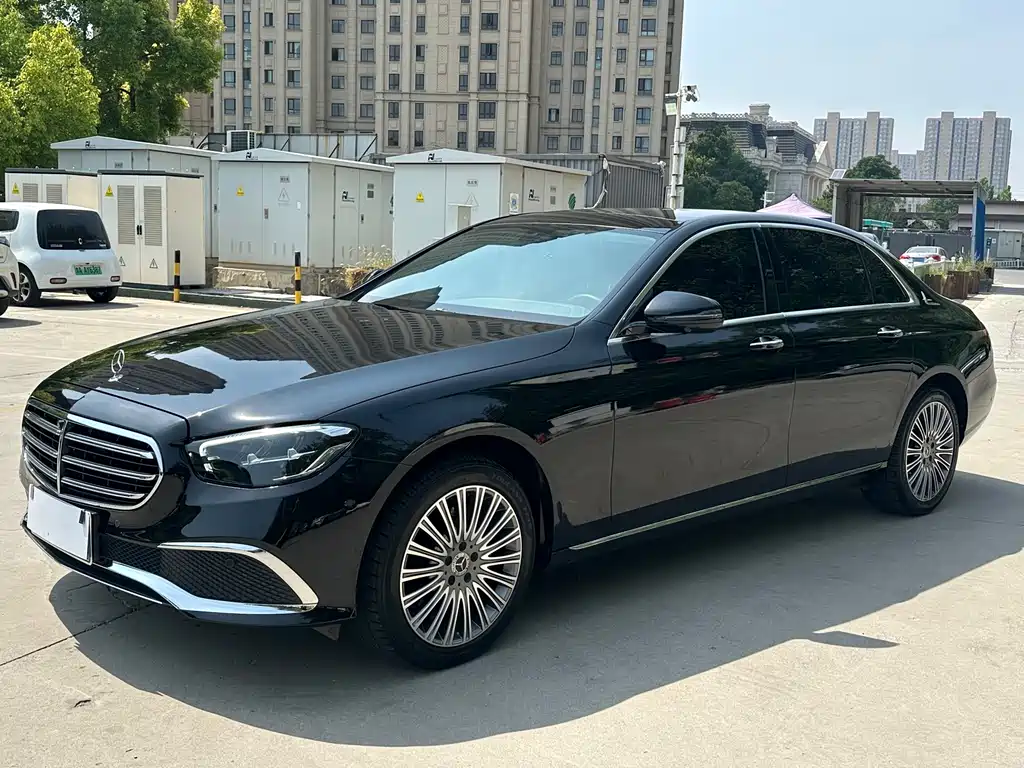 Mercedes-Benz E-Class 2023 E 300 L Luxury Type