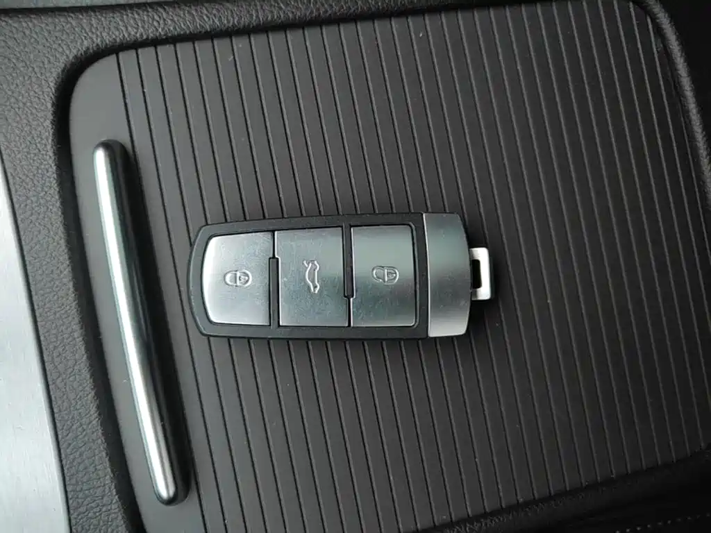 Volkswagen CC — миниатюра 9