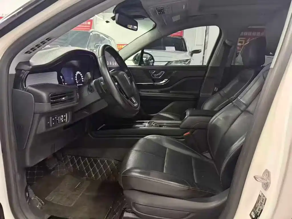 Lincoln Corsair 2020 2.0T