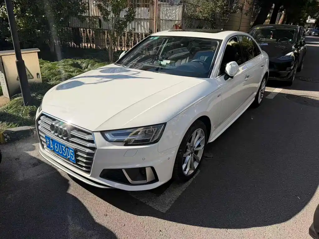 Audi A4L 2019