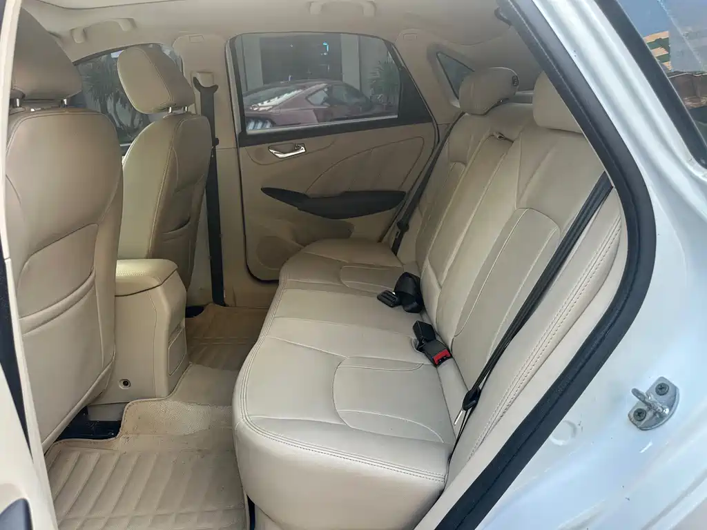 Chery Arrizo 7 — миниатюра 11