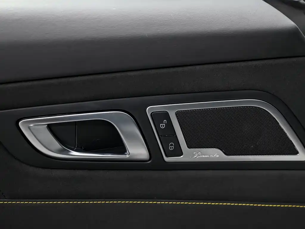 MERCEDES-BENZ AMG GT