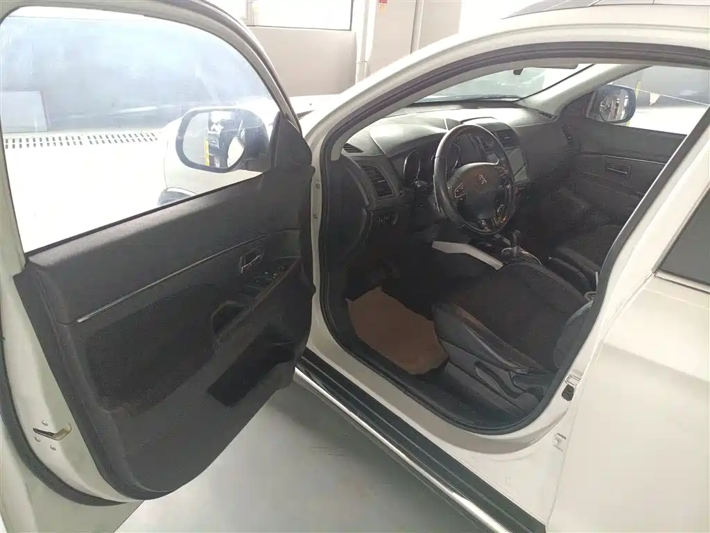 Peugeot 4008 (Import) — миниатюра 12