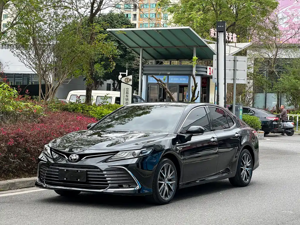 Toyota Camry 2022