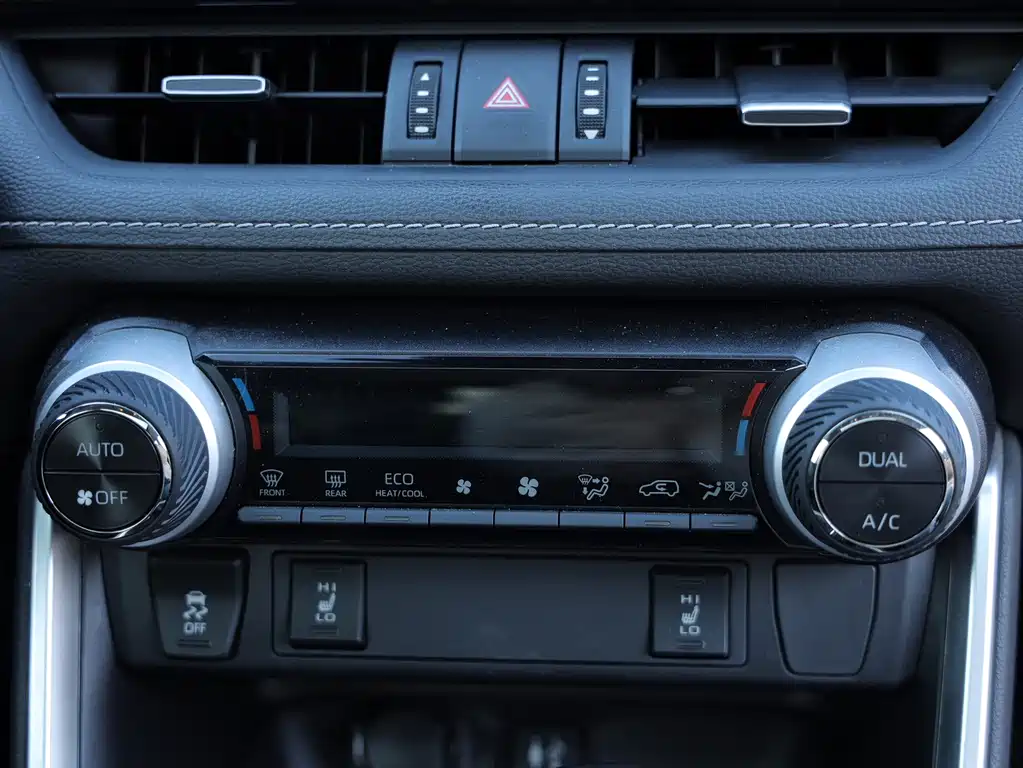 TOYOTA RAV4 RONGFANG