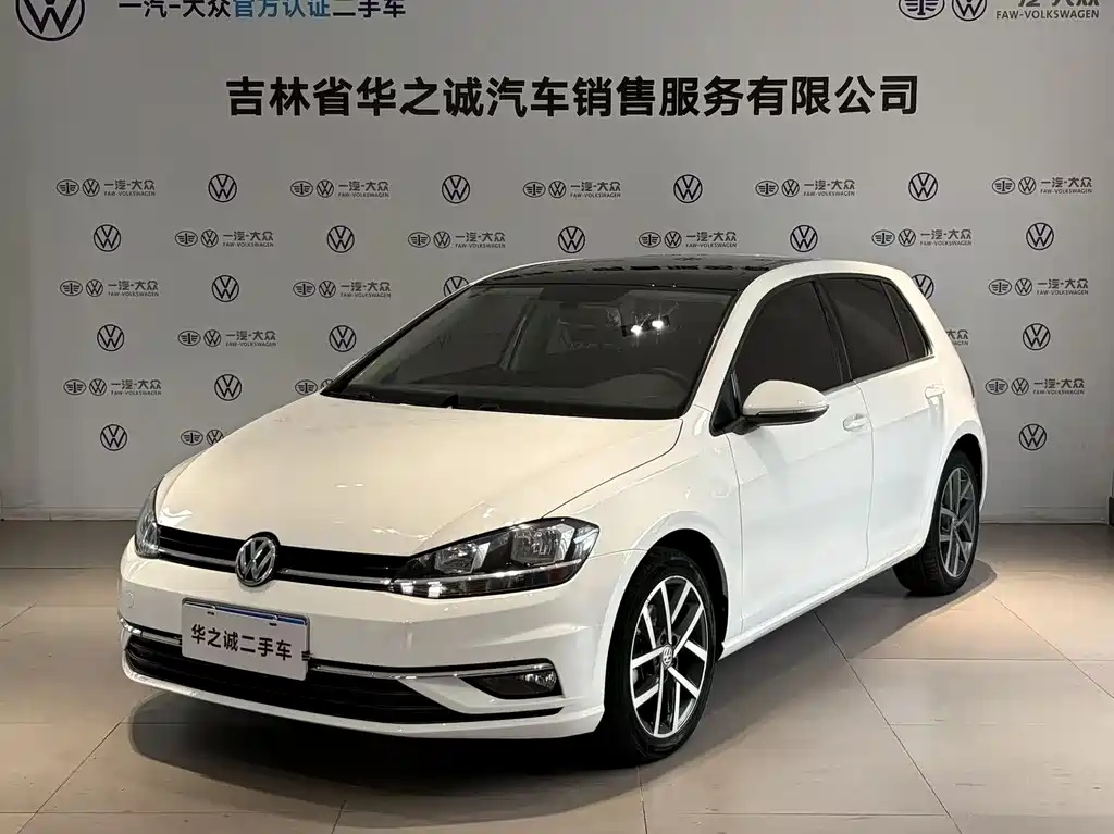 Volkswagen Golf 2018 230TSI AT Luxury