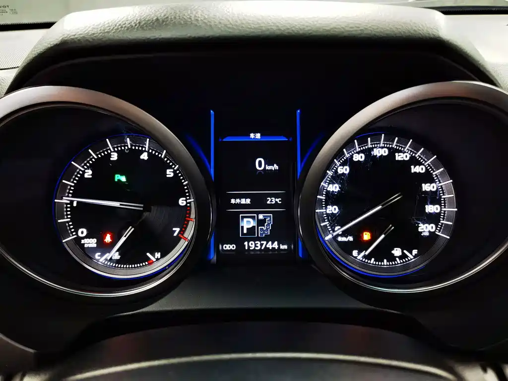Toyota Prado — миниатюра 19