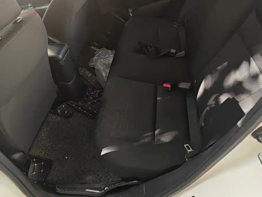 Honda Fit — миниатюра 11