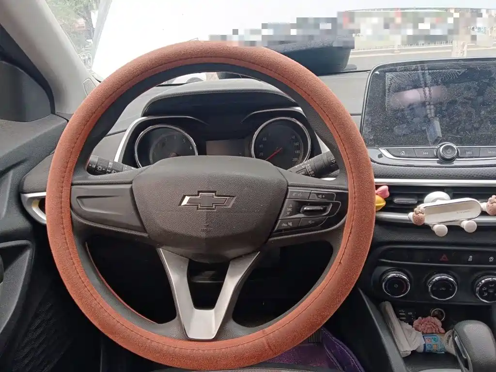 Chevrolet Trax — миниатюра 3