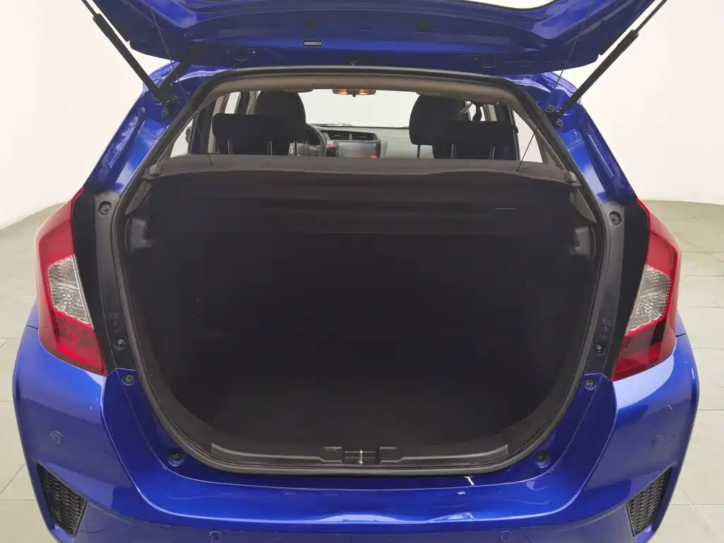 Honda Fit — миниатюра 16