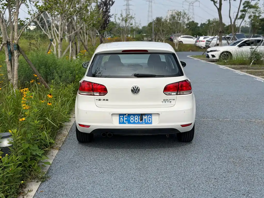 Volkswagen Golf 2011 1.4TSI AT Comfort
