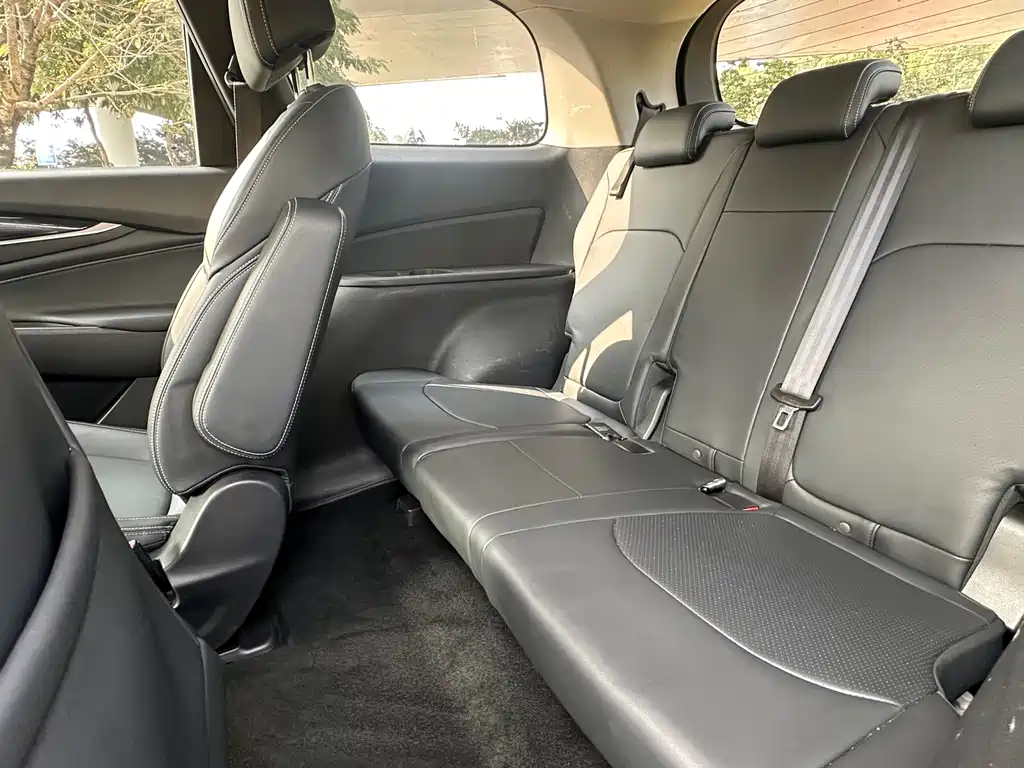 SAIC MAXUS CHASE G50