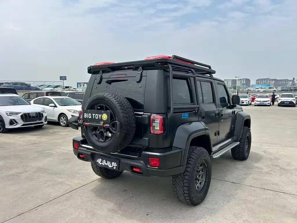 BAIC BJ40 2023 2.0D AT