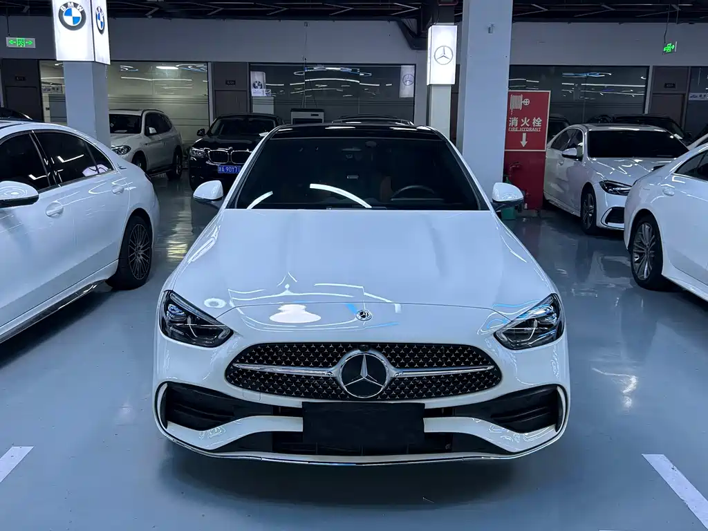 Mercedes-Benz C-Class — миниатюра 2
