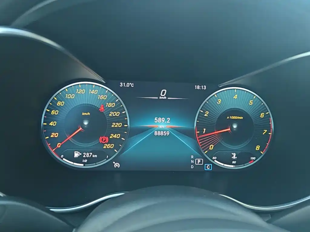 Mercedes-Benz C-Class — миниатюра 12