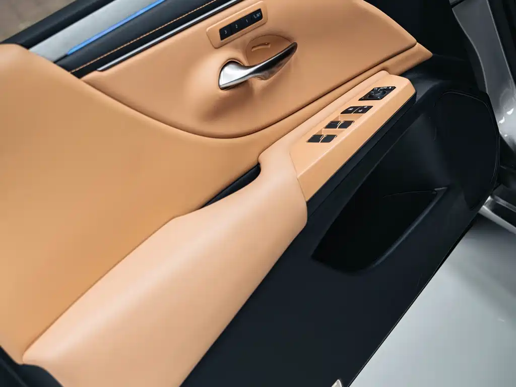 Lexus ES — фотографии объявления, Фото 15