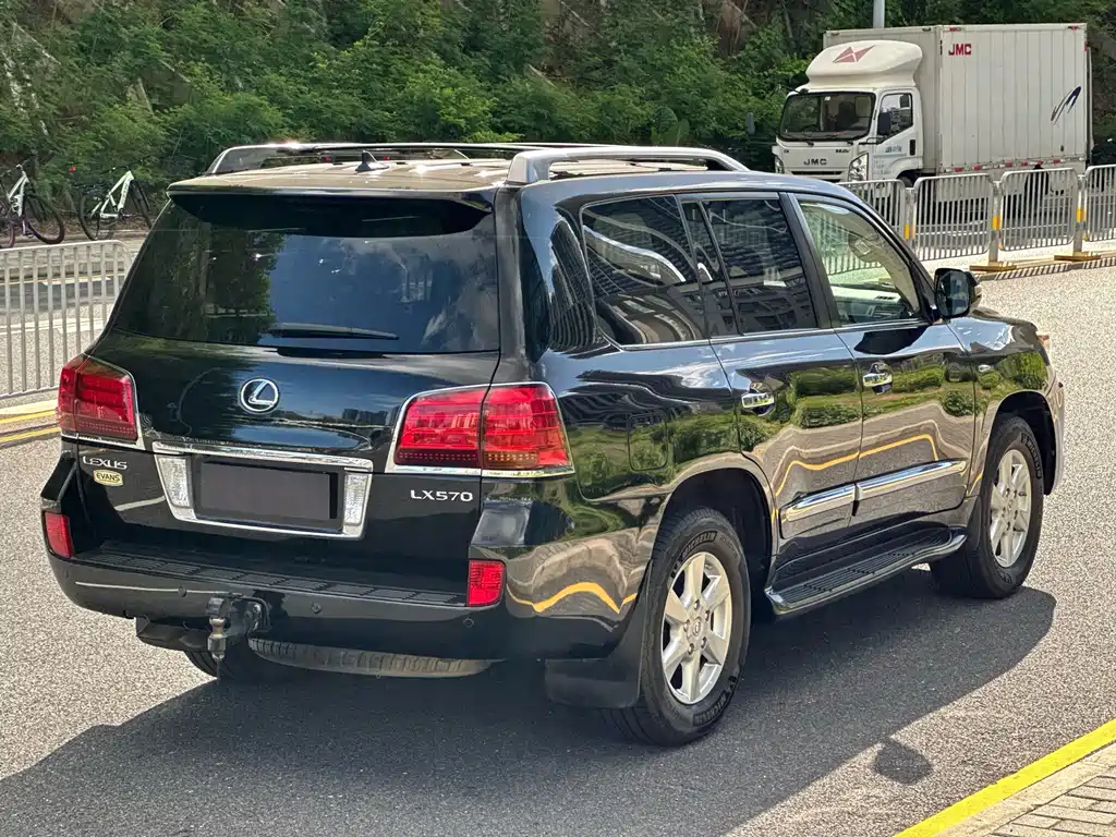 Lexus LX 570, фото 7