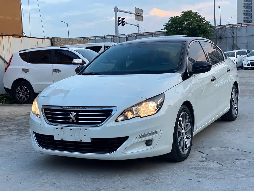Купить Peugeot 408