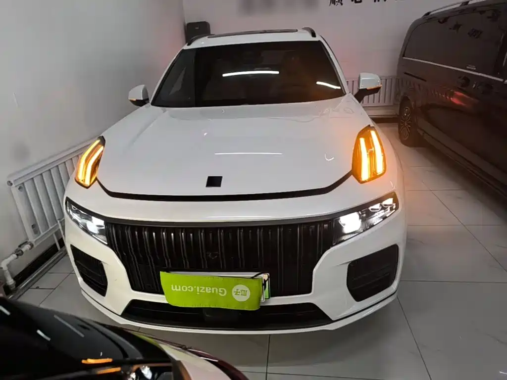 Lynk & Co 09 EM-P — миниатюра 3