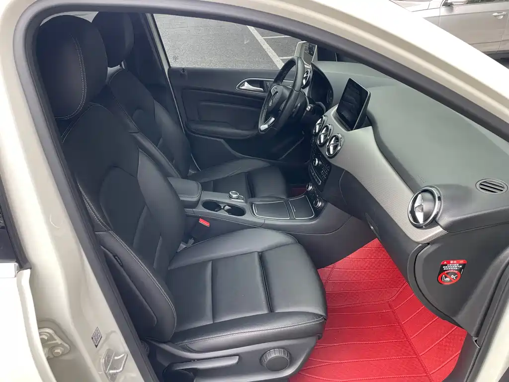 MERCEDES-BENZ B CLASS