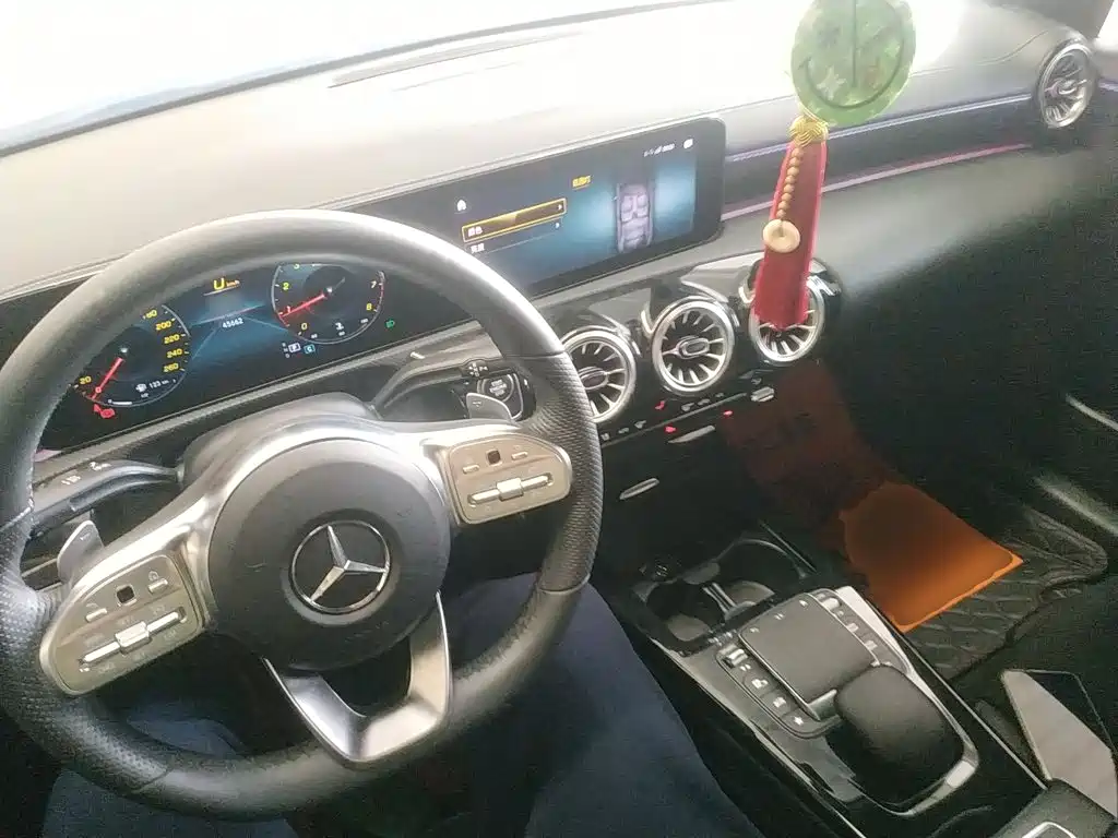 Mercedes-Benz A-Class A 2021 A 200 L Sport Fashion