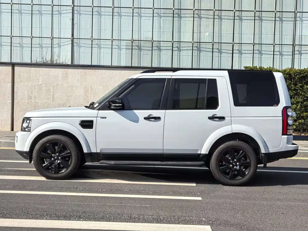 Land Rover Discovery 2015 3.0 SC V6 SE
