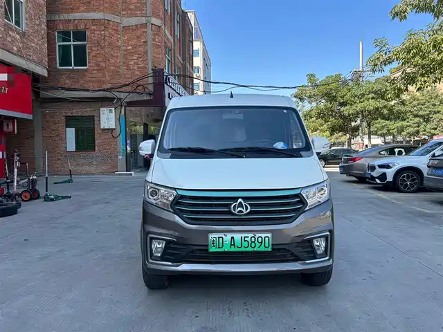 changan cross-star-v5-ev