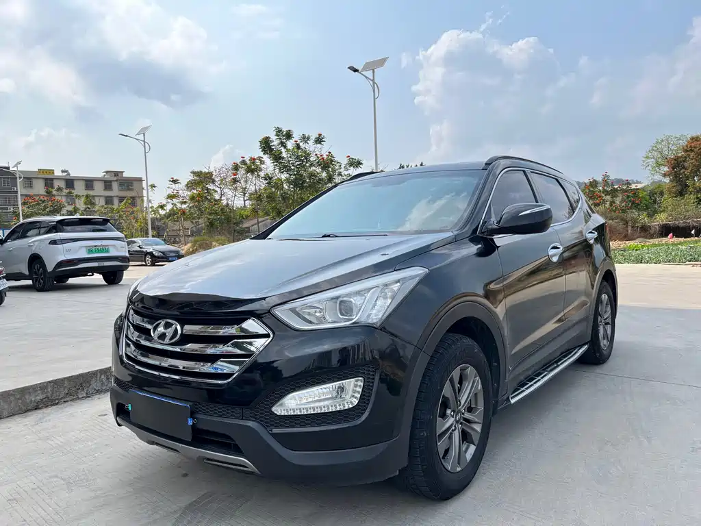 Hyundai Santa Fe 2015