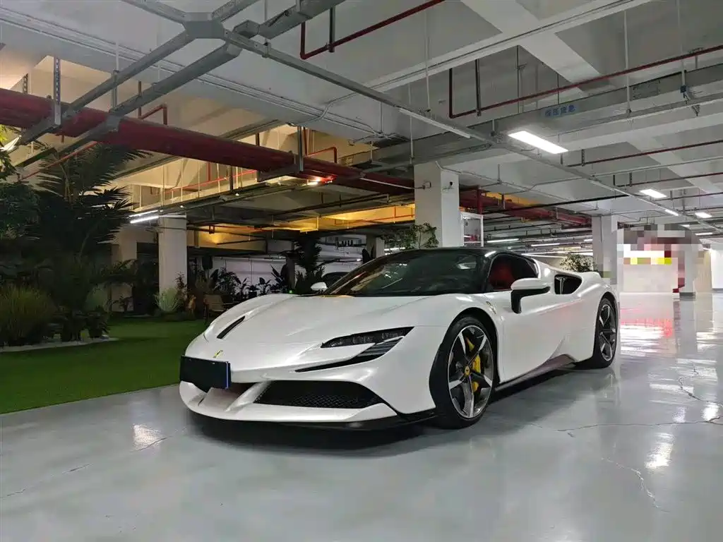 FERRARI SF90