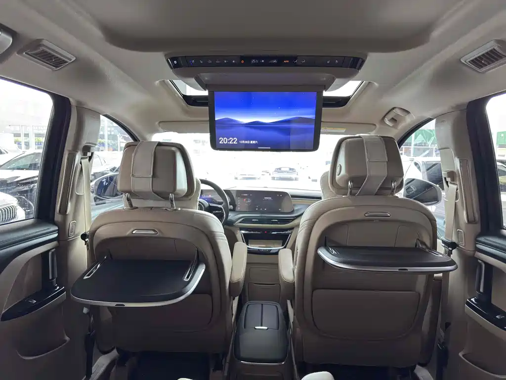 BUICK GL8 NEW ENERGY