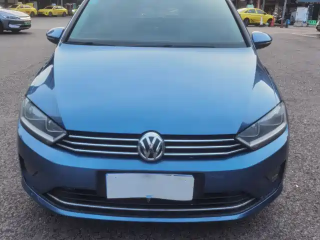 Volkswagen Golf Touran