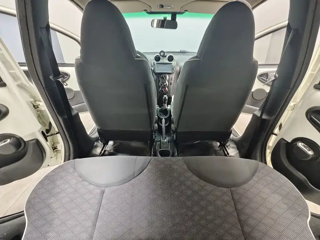 BYD F0 — миниатюра 10
