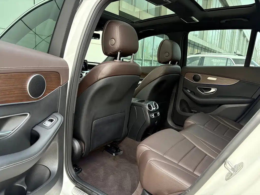 Mercedes-Benz GLC 2022 GLC 260 L 4MATIC Luxury