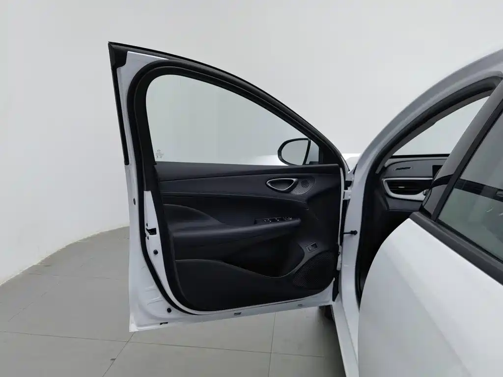 BYD Seal 05 DM-i — миниатюра 8
