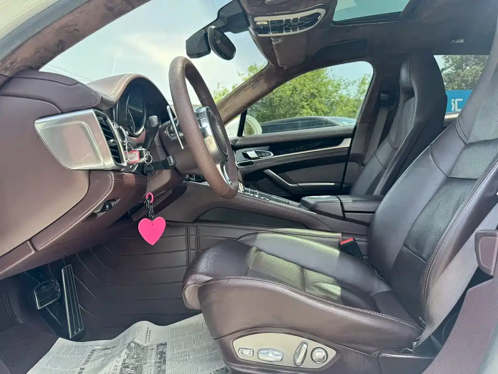 Porsche Panamera 2014 Panamera 4 3.0T