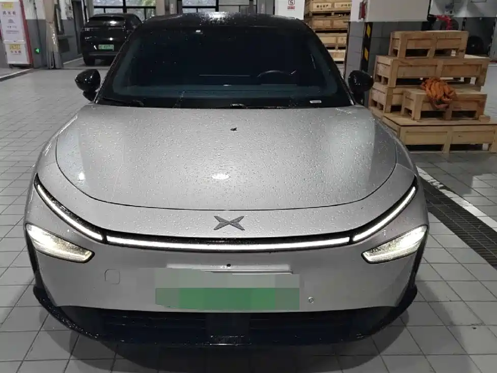 Xpeng P7 + 2024 Max