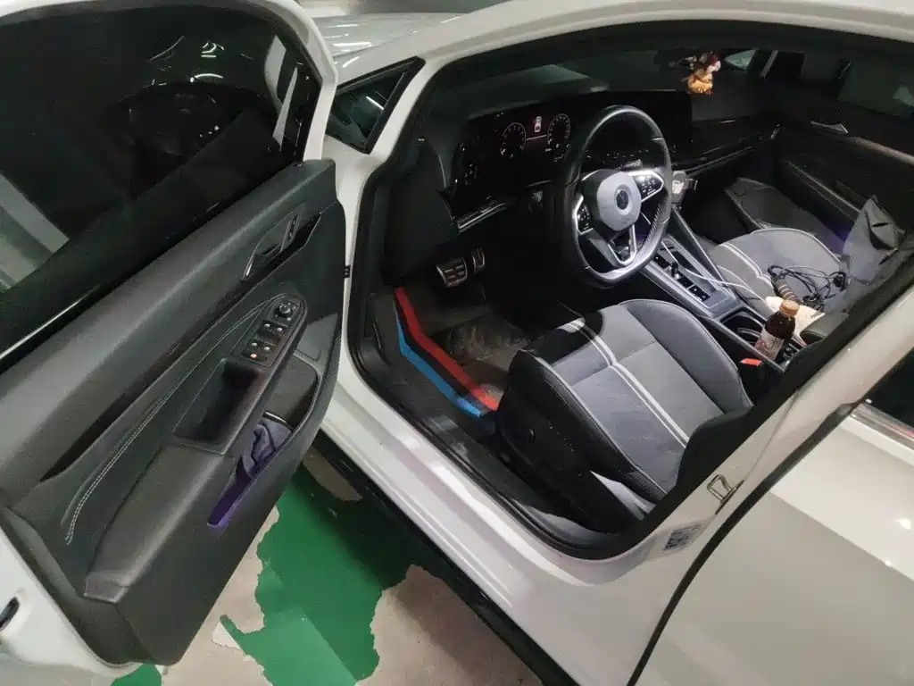 Volkswagen Golf — миниатюра 14