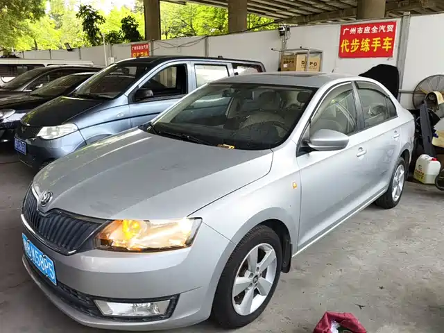 Skoda Rapid