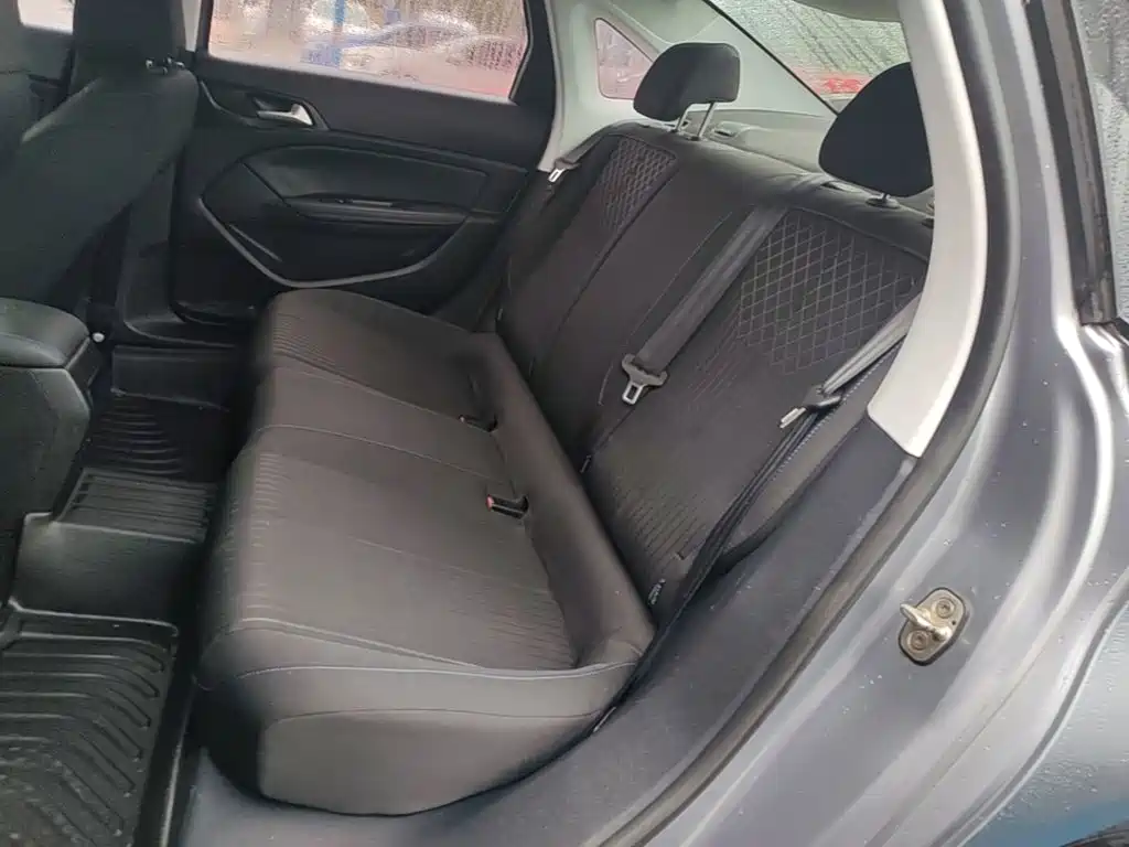 Peugeot 308 — миниатюра 17