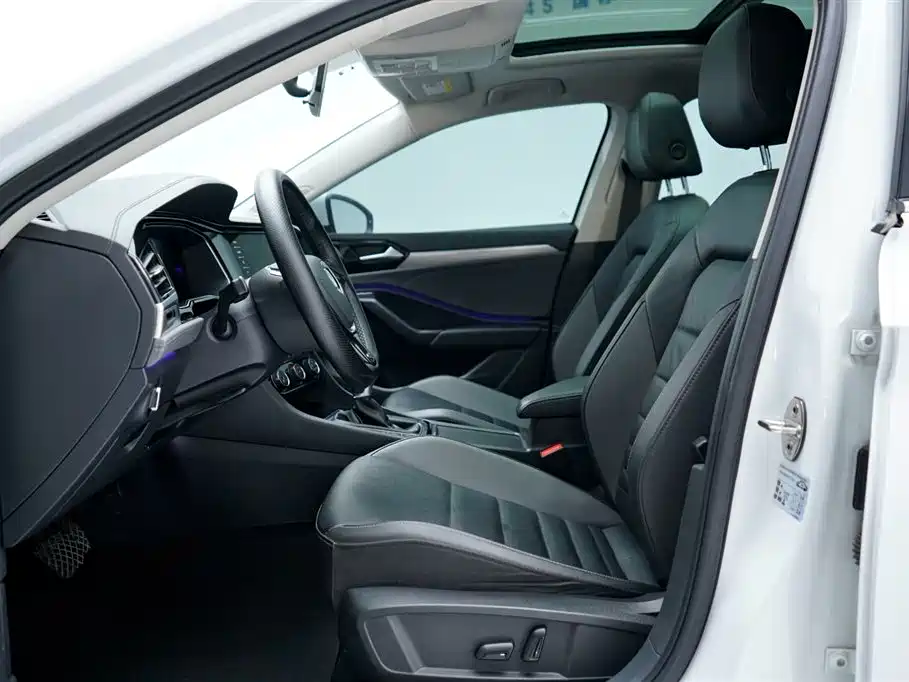 Volkswagen Sagitar 2021 280TSI DSG