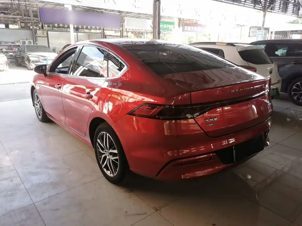 BYD Qin Plus 2021 — фото 4
