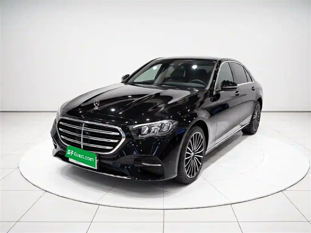 Mercedes-Benz E-Class 2024