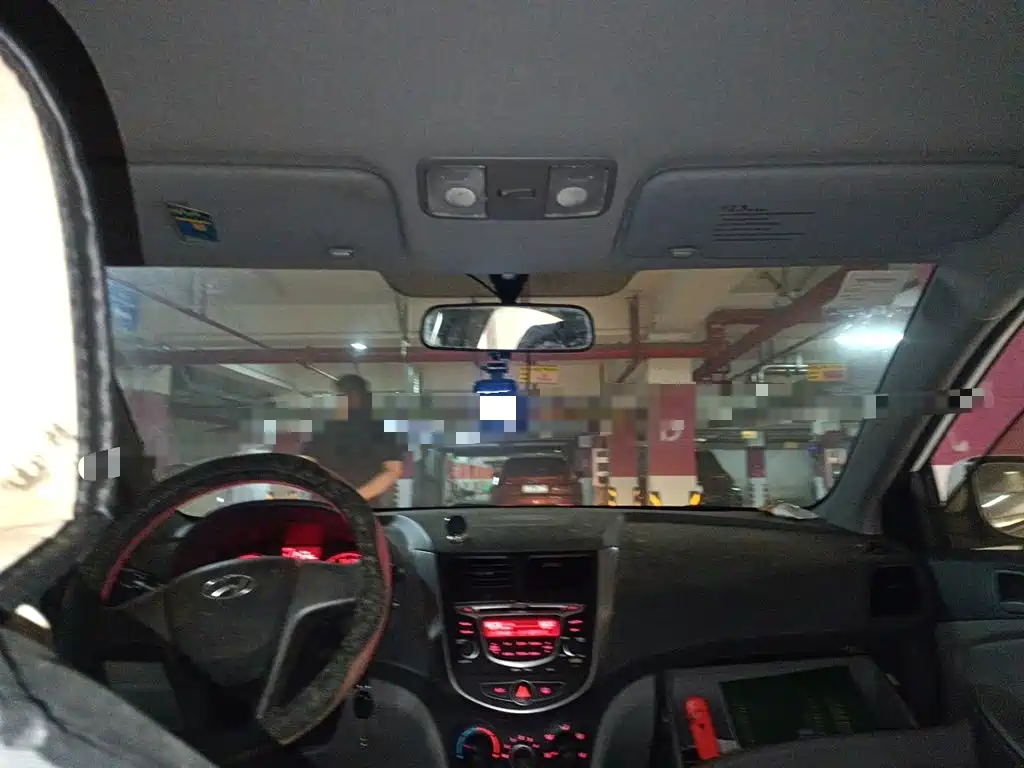 Hyundai Verna — миниатюра 14