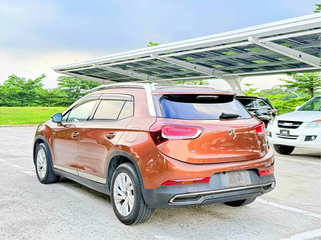 DS 6 2014 1.6T Comfort THP160