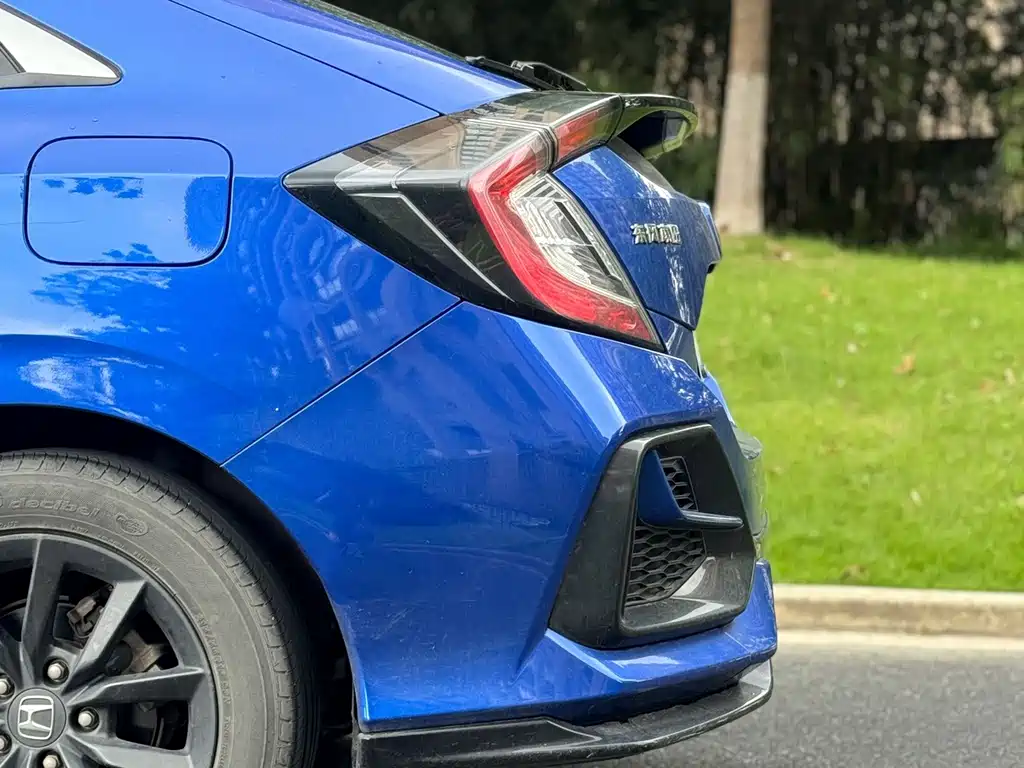 Honda Civic — миниатюра 8