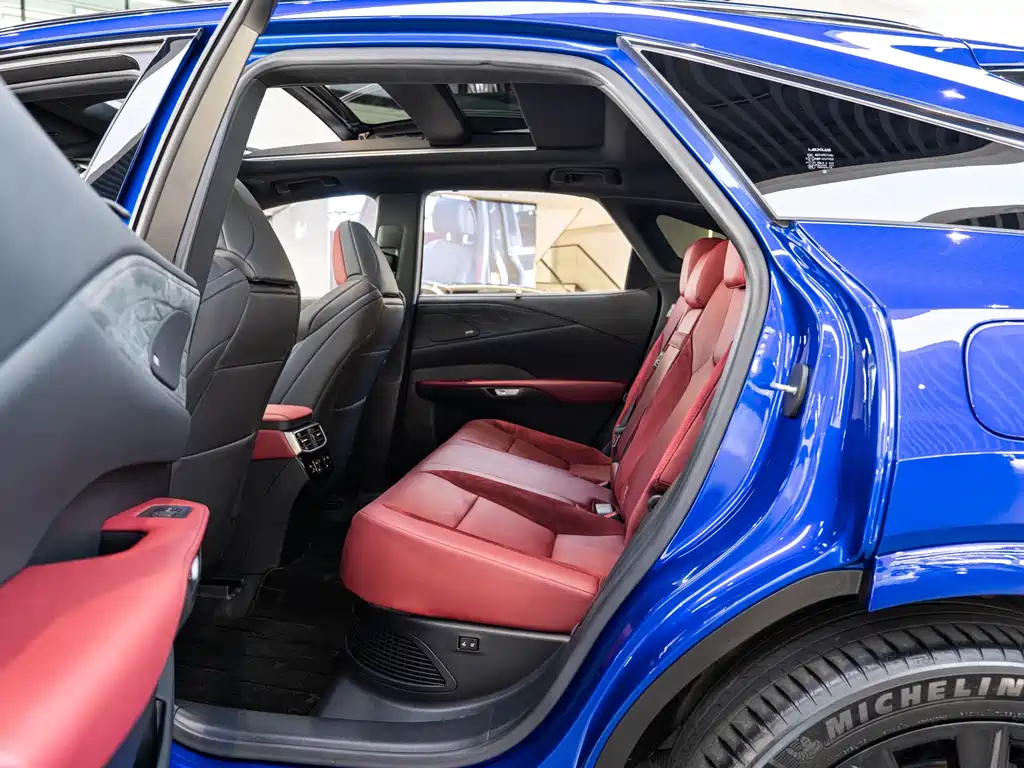 Lexus RX 2023 500h F SPORT Performance