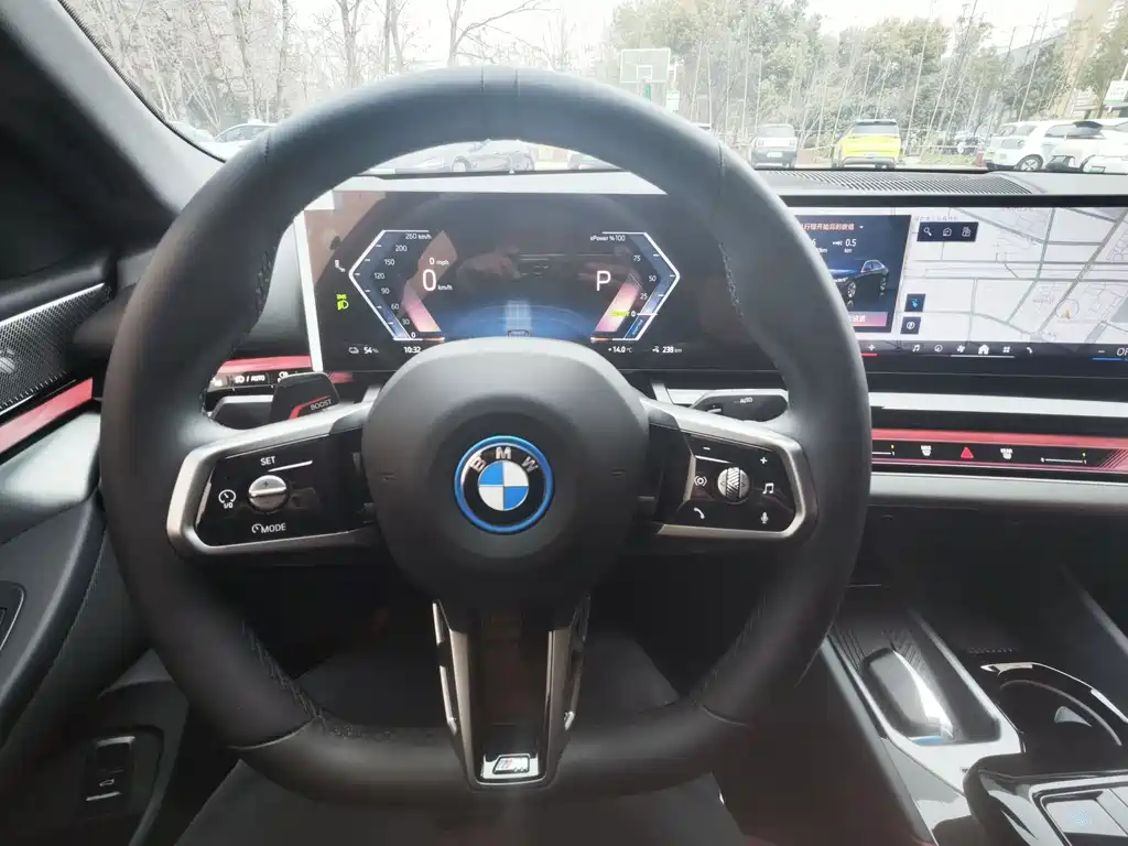BMW I5