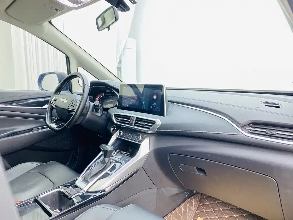 SAIC MAXUS CHASE G50