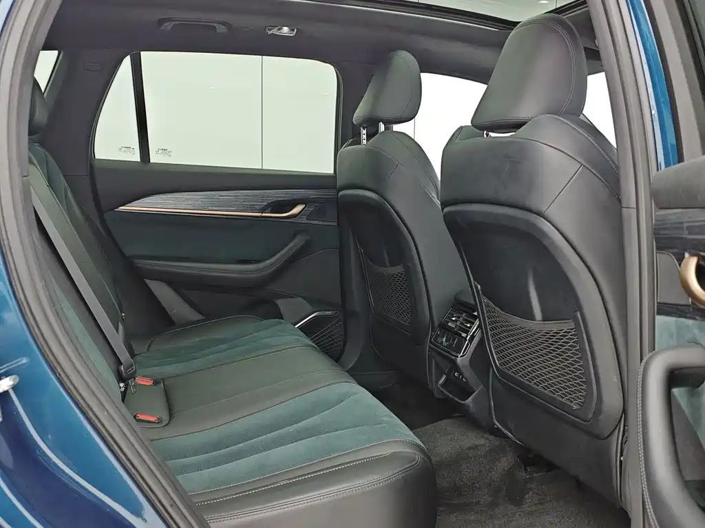 GEELY AUTOMOBILE XINGYUE L